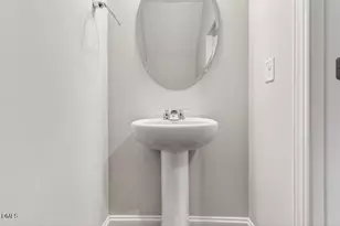 574 Barrington Row Ave, Zebulon, NC 27597 - Photo 18