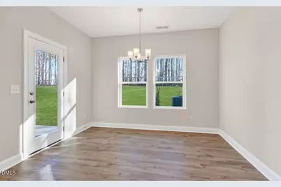 604 Barrington Row Avenue, Zebulon, NC 27597 - Photo 10