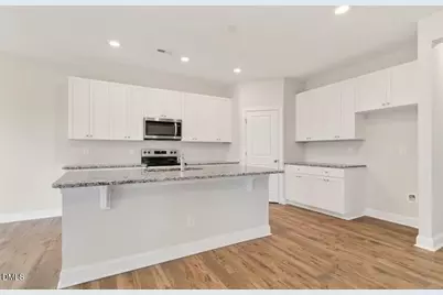 604 Barrington Row Avenue, Zebulon, NC 27597 - Photo 8