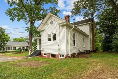 309 Hawkins Avenue, Sanford, NC 27330 - Photo 8