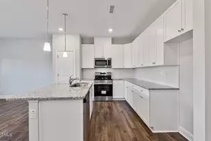 537 Eversden Dr, Zebulon, NC 27597 - Photo 8