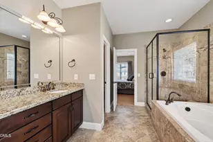 417 Wanderview Ln, Holly Springs, NC 27540 - Photo 6