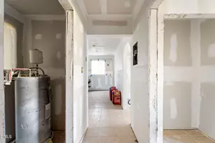 130 S Estes Dr, Chapel Hill, NC 27514 - Photo 10