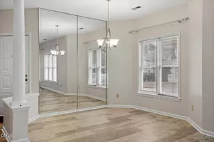 1001 Brighthurst Dr, Raleigh, NC 27605 - Photo 8