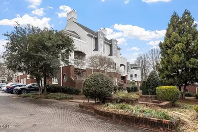 1001 Brighthurst Drive #106, Raleigh, NC 27605 - Photo 2