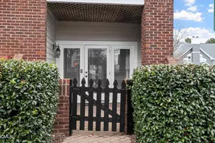 1001 Brighthurst Dr, Raleigh, NC 27605 - Photo 4