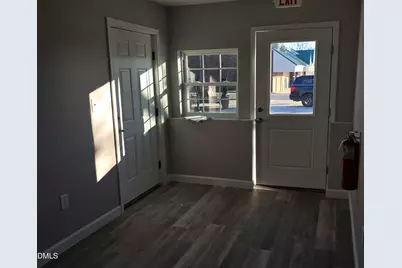 112 E Gilbreath Street, Graham, NC 27253 - Photo 4