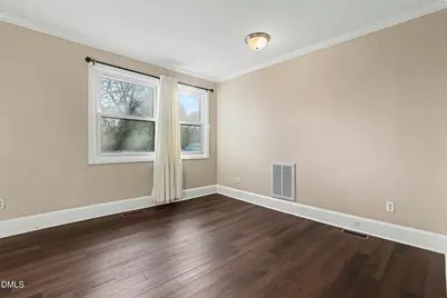 210 E Holt Street, Smithfield, NC 27577 - Photo 16