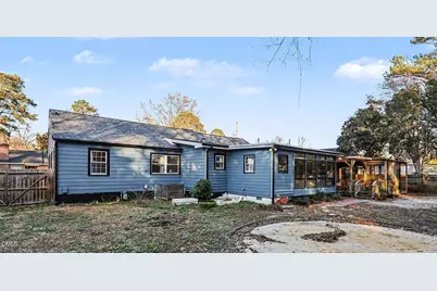 210 E Holt Street, Smithfield, NC 27577 - Photo 26