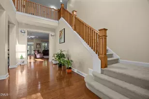 712 Pierside Dr, Cary, NC 27519 - Photo 4