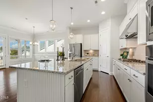 160 Sweet Vista Ln, Holly Springs, NC 27540 - Photo 4