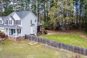 457 Albemarle Dr, Clayton, NC 27527 - Photo 2