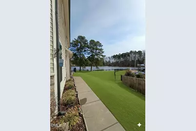 7816 Honeysuckle Bend Drive #724, Raleigh, NC 27616 - Photo 4