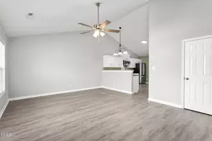 1210 St Regis Dr, Burlington, NC 27217 - Photo 4