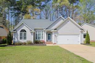 710 Clay Hill Dr, Knightdale, NC 27545 - Photo 2