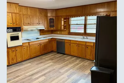 102 Hillcrest Drive, Smithfield, NC 27577 - Photo 8