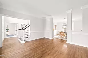 102 Gearrland Ln, Cary, NC 27518 - Photo 10