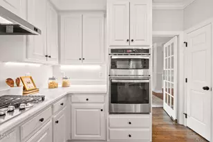 102 Gearrland Ln, Cary, NC 27518 - Photo 16