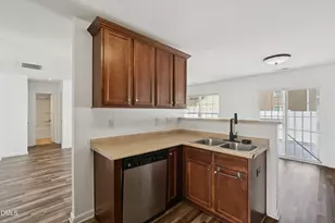 5016 Gailardia Drive, Zebulon, NC 27597 - Photo 10