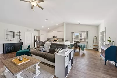 103 Blue Hydrangea Way, Youngsville, NC 27596 - Photo 2