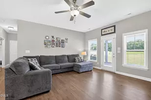 414 Fallingbrook Dr, Kenly, NC 27542 - Photo 16