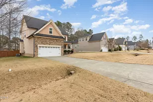 40 Oscar Wilde Way, Youngsville, NC 27596 - Photo 2
