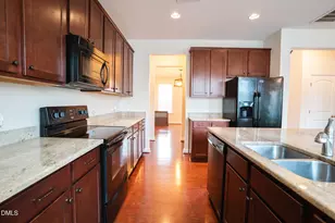 2000 Ginseng Ln, Raleigh, NC 27603 - Photo 8