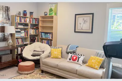 910 Wake Towne Drive, Raleigh, NC 27609 - Photo 32