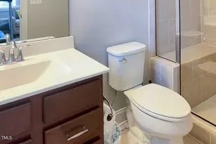 910 Wake Towne Dr, Raleigh, NC 27609 - Photo 34