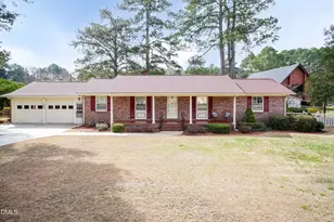 115 Strickland Dr, Smithfield, NC 27577 - Photo 2