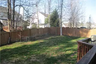 2203 Oak Stream Ln, Apex, NC 27523 - Photo 8