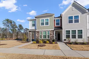 389 Channel Drop Dr, Clayton, NC 27520 - Photo 2