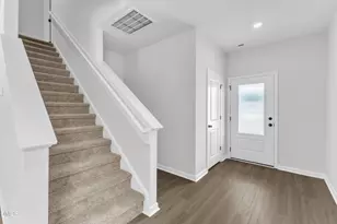 501 Benton Dr, Oxford, NC 27565 - Photo 2