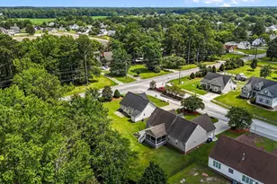 2400 Camille Dr, Winterville, NC 28590 - Photo 14