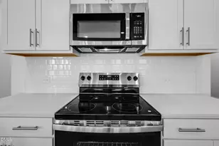 346 Beachcomber Dr, Lillington, NC 27546 - Photo 8