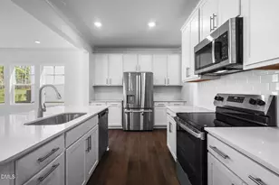 346 Beachcomber Dr, Lillington, NC 27546 - Photo 4