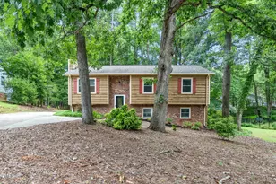 1010 Castalia Dr, Cary, NC 27513 - Photo 2