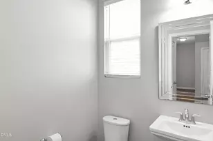 128 Bridge St, Fuquay-Varina, NC 27526 - Photo 10