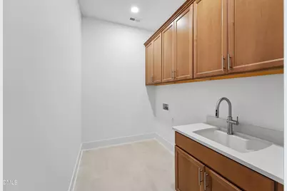 121 Dunton Street, Holly Springs, NC 27540 - Photo 8
