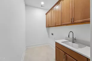 121 Dunton St, Holly Springs, NC 27540 - Photo 8
