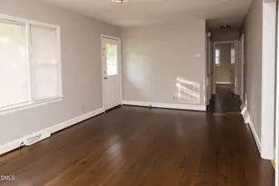 513 N 5th St, Mebane, NC 27302 - Photo 16