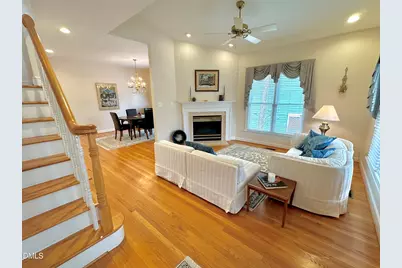 226 Edgewater Circle, Chapel Hill, NC 27516 - Photo 4