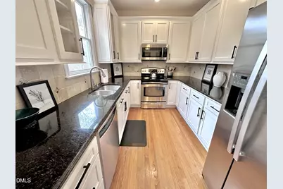 226 Edgewater Circle, Chapel Hill, NC 27516 - Photo 10