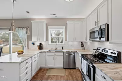 304 Wellspring Drive, Holly Springs, NC 27540 - Photo 8