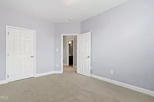 10321 Sablewood Dr, Raleigh, NC 27617 - Photo 26