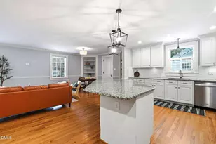 109 W Riverside Dr, Smithfield, NC 27577 - Photo 12