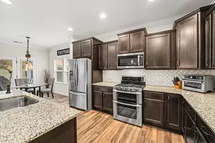 3437 Longleaf Estates Dr, Raleigh, NC 27616 - Photo 4