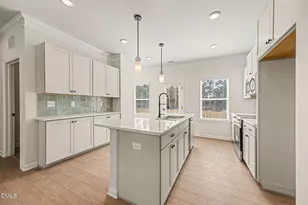 724 Orch Vis Cir, Raleigh, NC 27606 - Photo 4