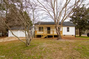 192 Mill Creek Dr, Youngsville, NC 27596 - Photo 2