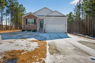 35 Hickory Holw Cir, Youngsville, NC 27596 - Photo 2